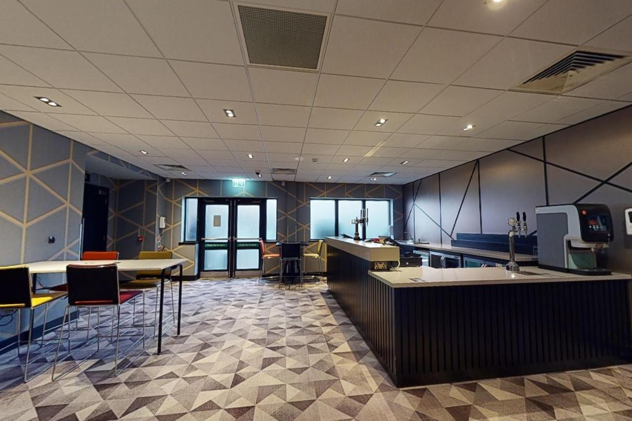 Village Hotel Maidstone Exterior photo