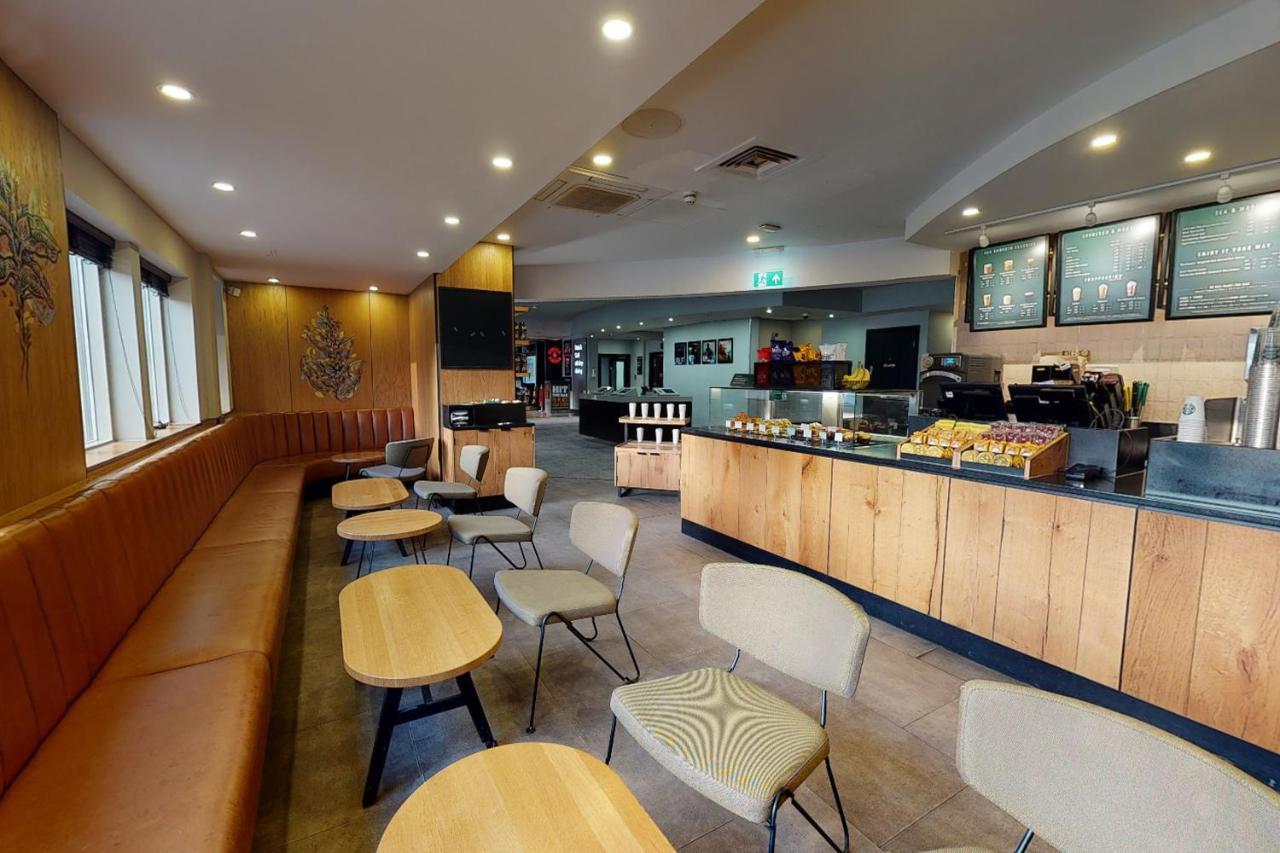 Village Hotel Maidstone Exterior photo
