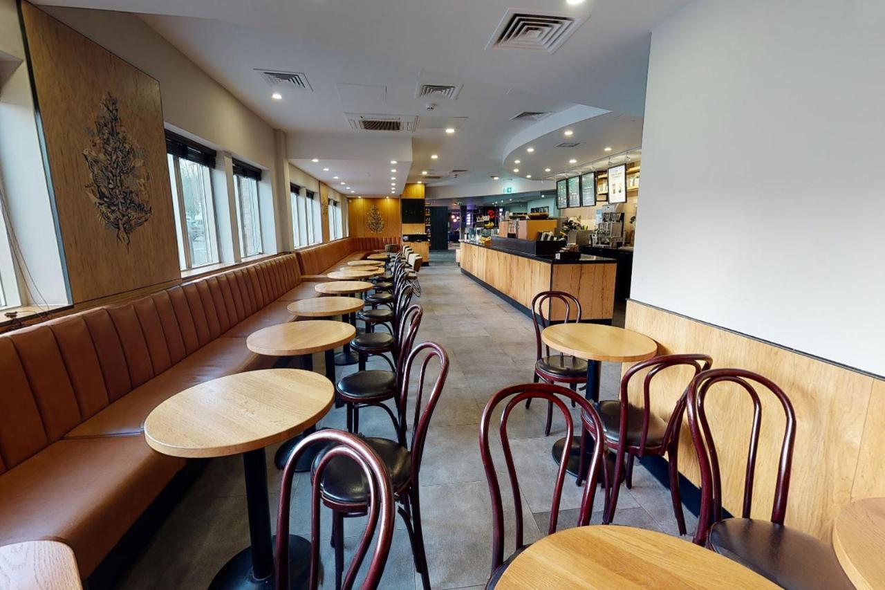 Village Hotel Maidstone Exterior photo