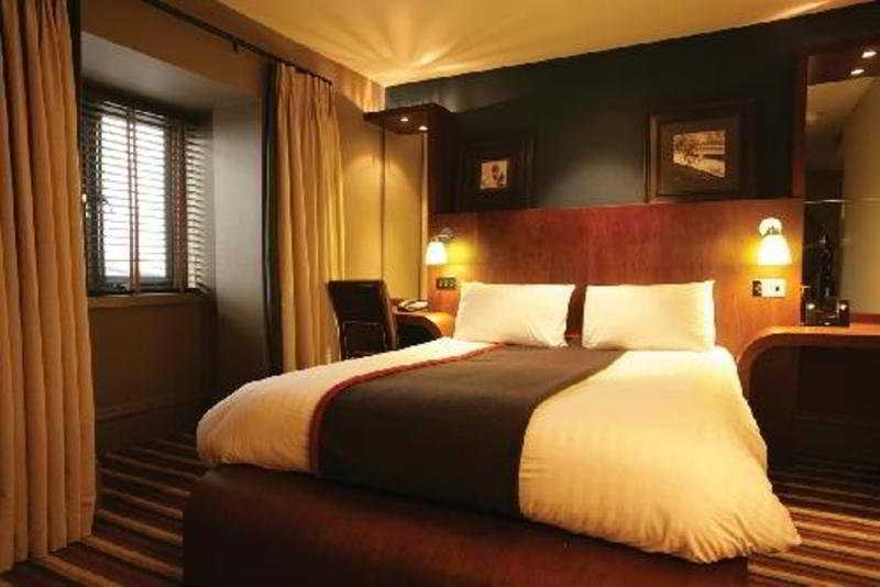 Village Hotel Maidstone Exterior photo